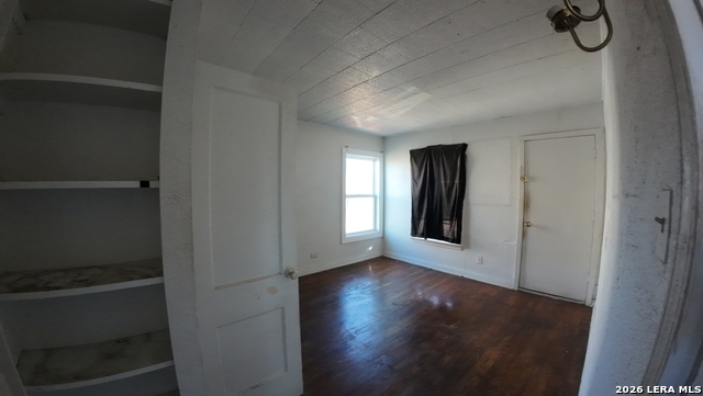 401 Natalen Property Photo 5