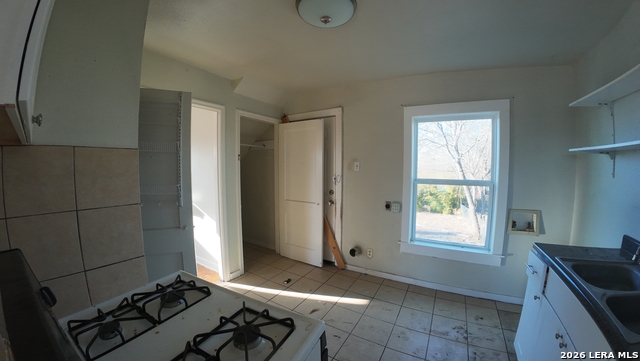 401 Natalen Property Photo 10