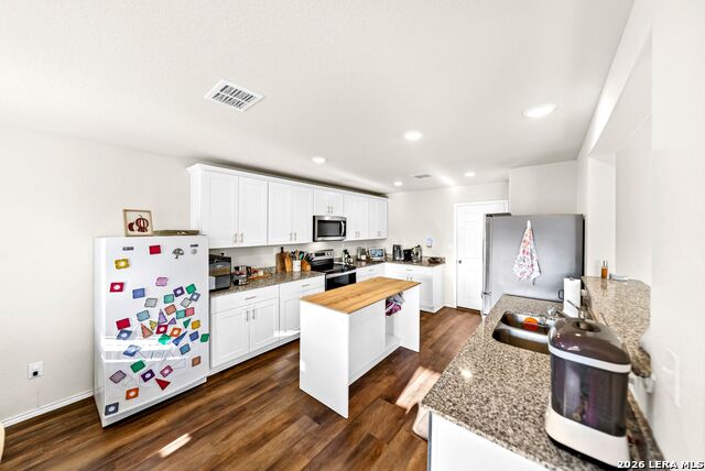 6710 Turnpike Property Photo 8