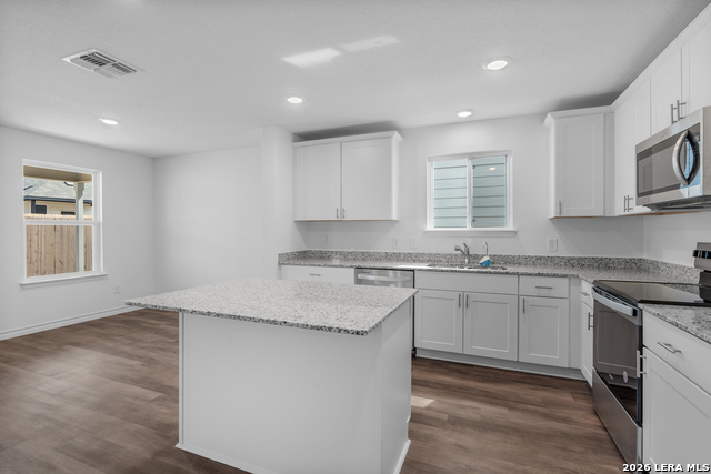 11751 Anselmo Property Photo 9