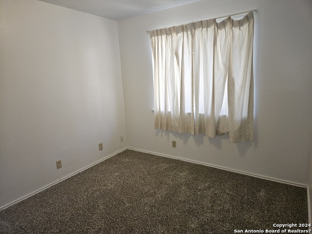 5319 Ashbury Dr Property Photo 7