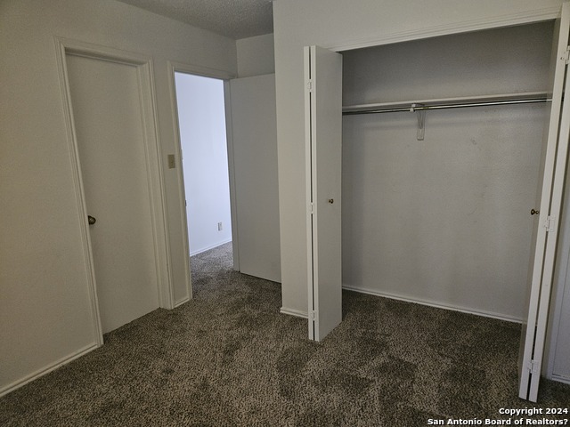 5319 Ashbury Dr Property Photo 8