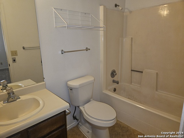 5319 Ashbury Dr Property Photo 12
