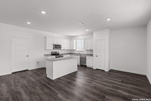11747 Anselmo Property Photo 9
