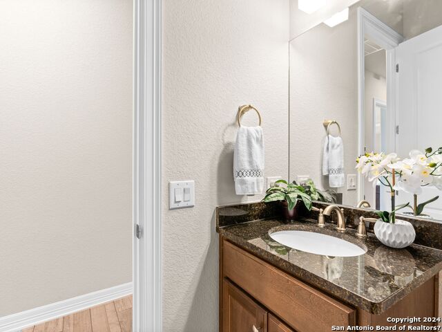 101 El Cielo Property Photo 23
