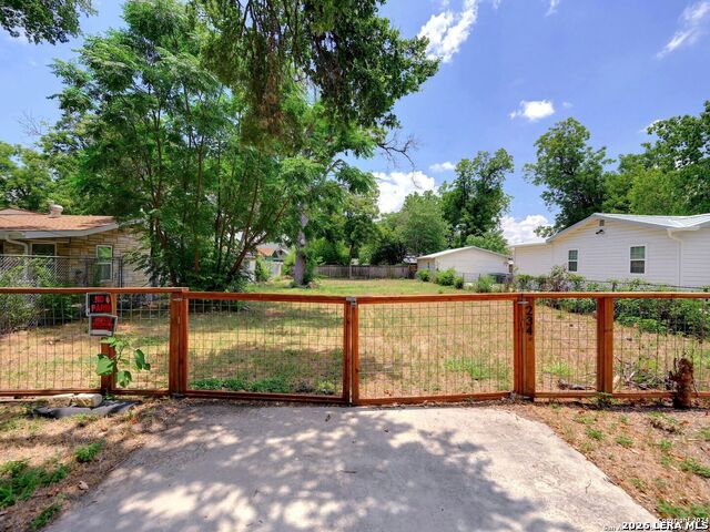 234 Russell Property Photo 2