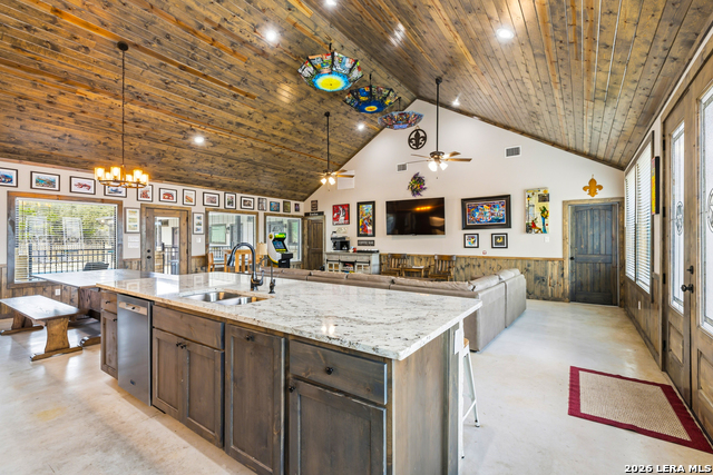 1644 Mountain Valley Property Photo 10