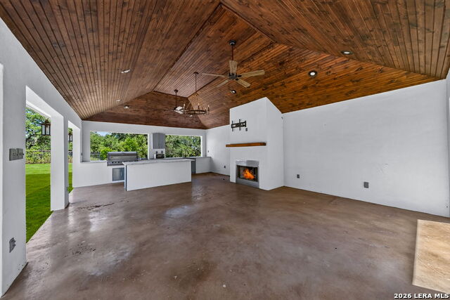 29440 Red Bud Hl Property Photo 5