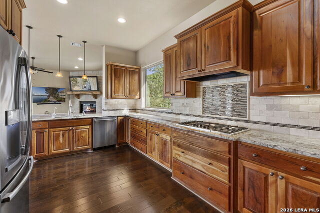 502 Cindy Dr Property Photo 6