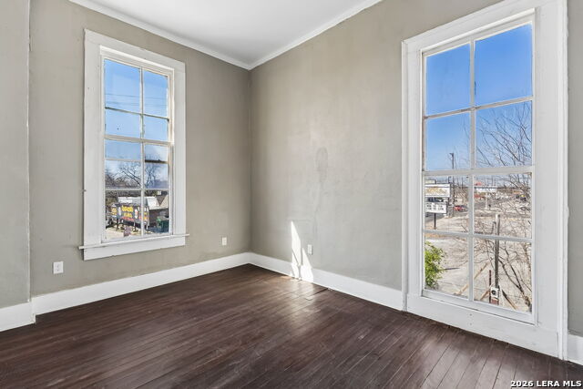 339 W Woodlawn Ave Property Photo 43