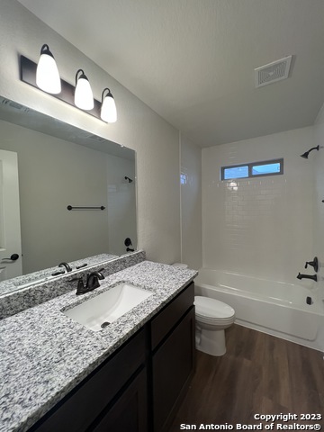 13851 Enzo Gate Property Photo 26