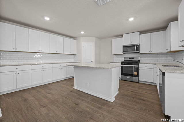5607 Hartley Home Property Photo 8