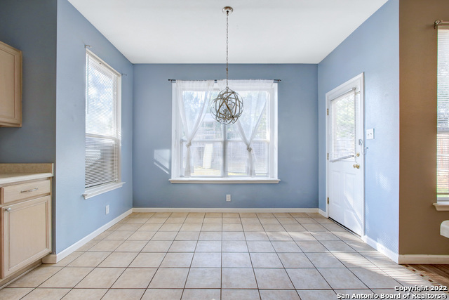 8615 Tioga Property Photo 11