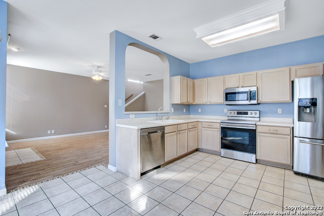 8615 Tioga Property Photo 13