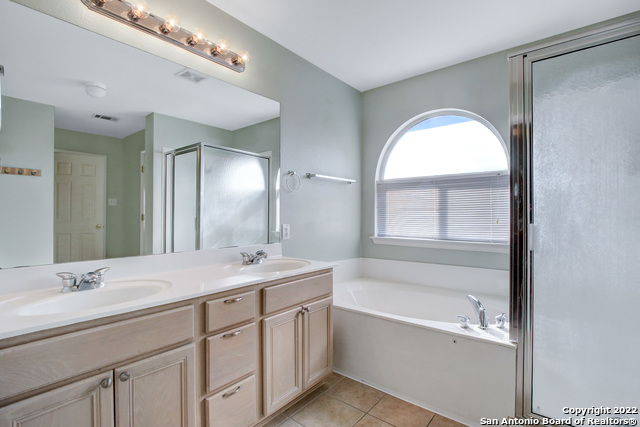8615 Tioga Property Photo 18