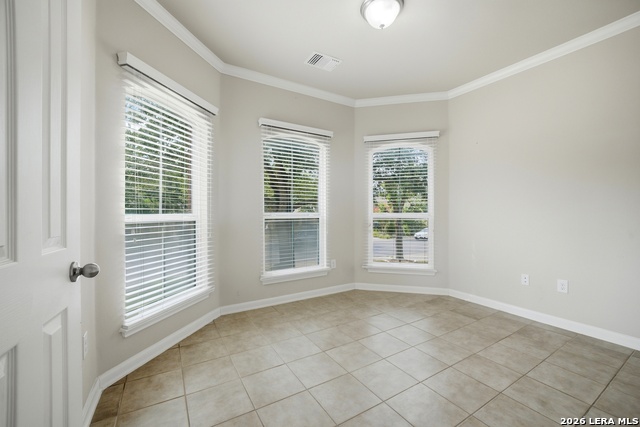 7815 Kings Spring Property Photo 4