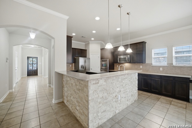 7815 Kings Spring Property Photo 8