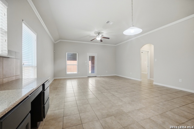 7815 Kings Spring Property Photo 10