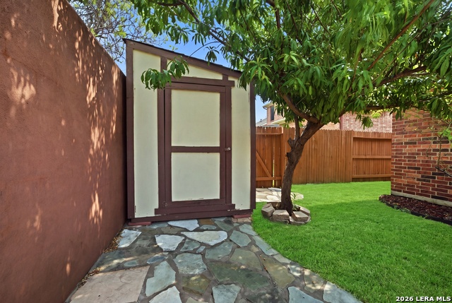 7815 Kings Spring Property Photo 24