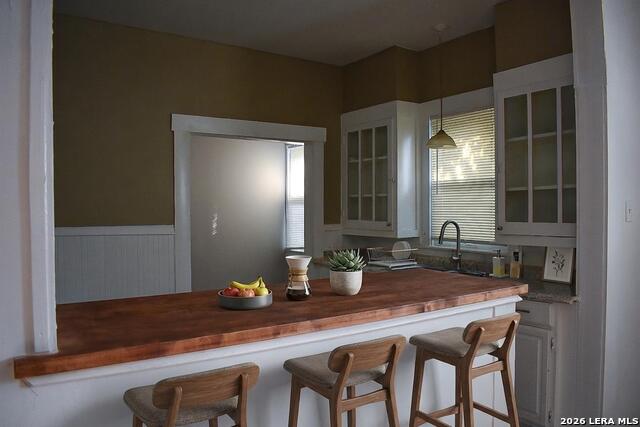 2246 E Houston St Property Photo 6