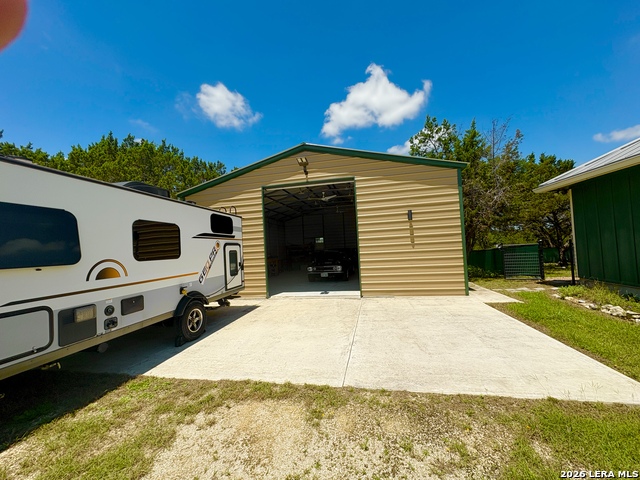 774 Mockingbird Cv Property Photo 4