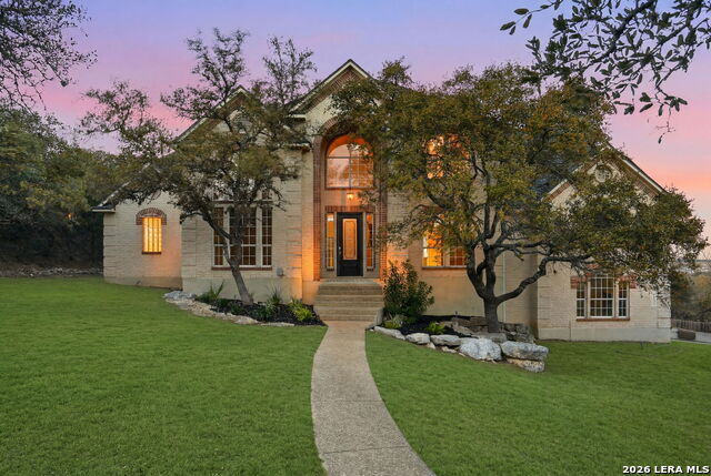 933 Great Tree Property Photo 1