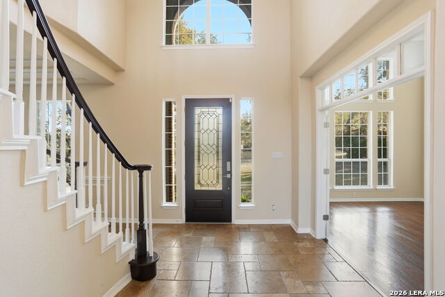 933 Great Tree Property Photo 5