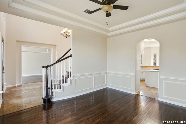 933 Great Tree Property Photo 8