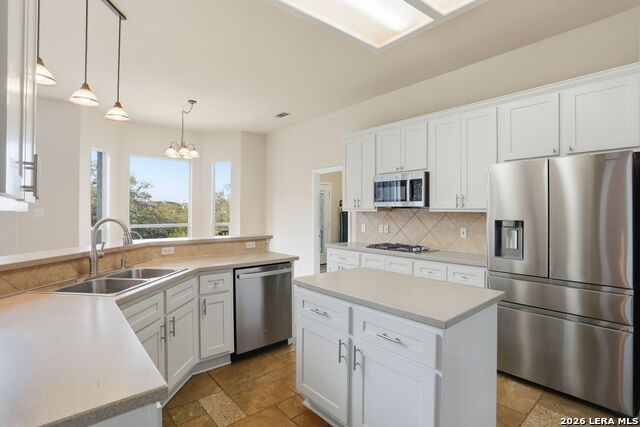 933 Great Tree Property Photo 13