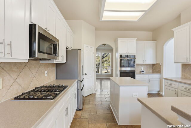 933 Great Tree Property Photo 15