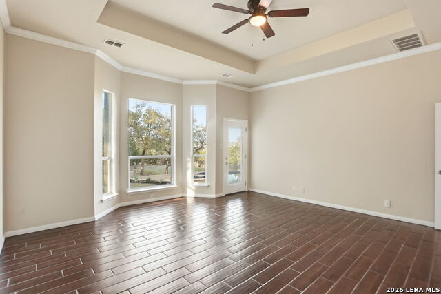 933 Great Tree Property Photo 16