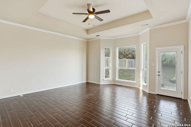 933 Great Tree Property Photo 17