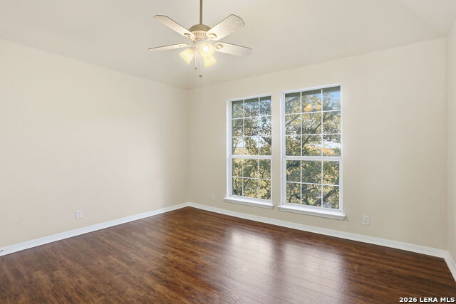933 Great Tree Property Photo 28