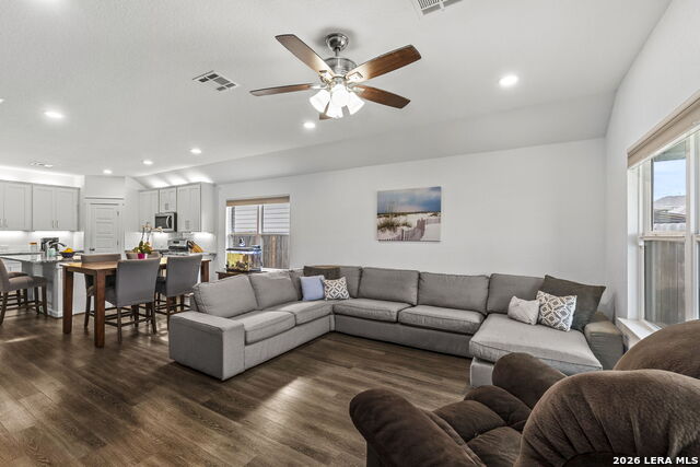 10635 Rosalina Loop Property Photo 5