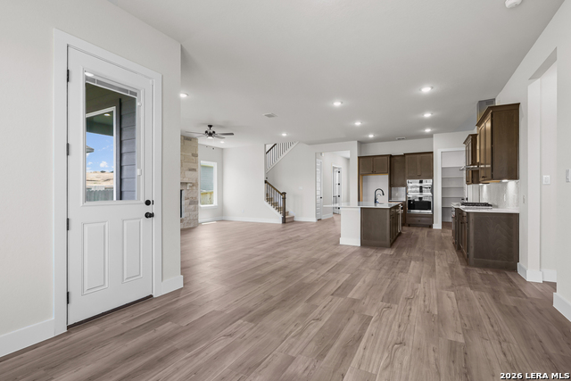 4506 Yoakum Valley Property Photo 19
