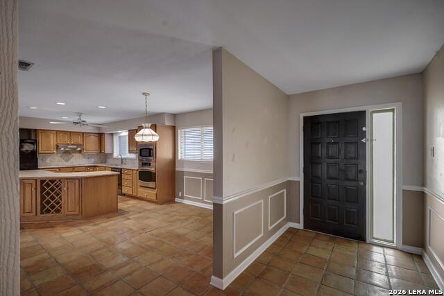 602 Moorside Property Photo 4