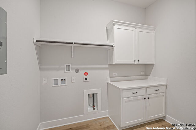 305 Lawrence Drive Property Photo 17