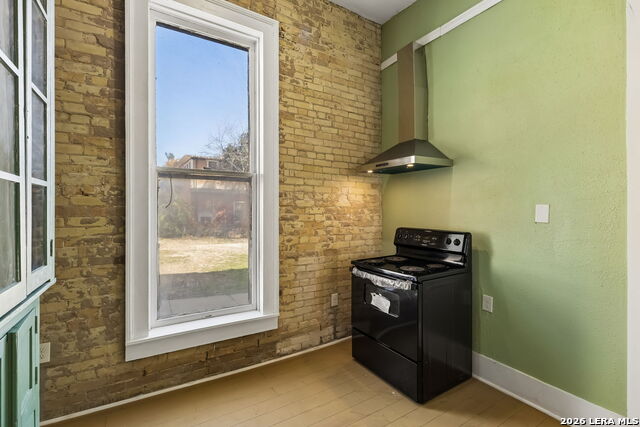 339 W Woodlawn Ave Property Photo 44