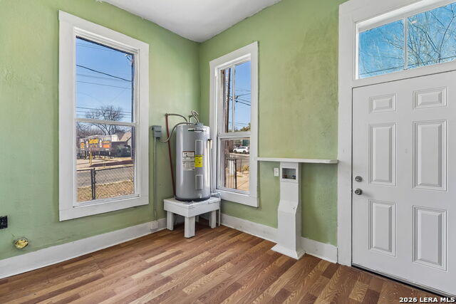 339 W Woodlawn Ave Property Photo 45