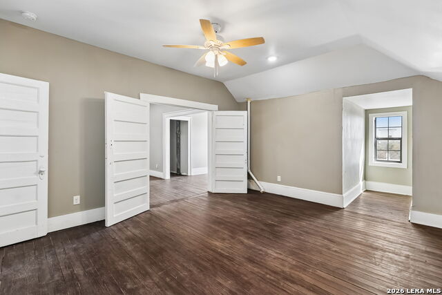 339 W Woodlawn Ave Property Photo 75