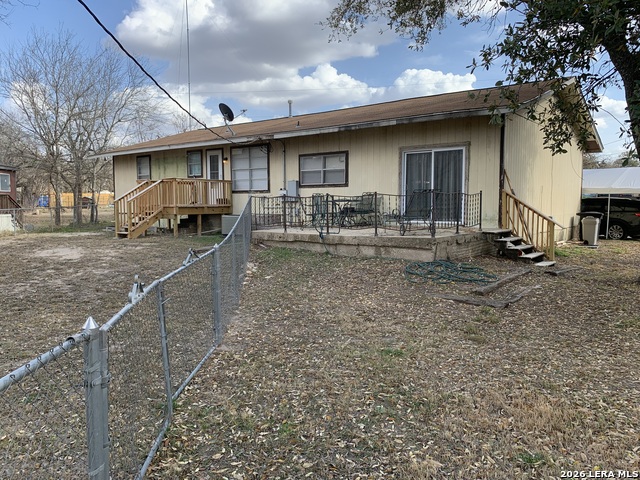 114 6th Property Photo 9