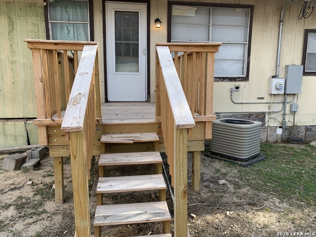 114 6th Property Photo 10