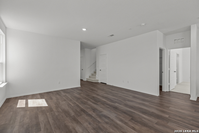 1525 Gentle View Property Photo 4