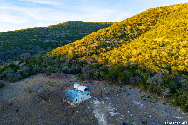 1030 Owl Hollow Property Photo 6