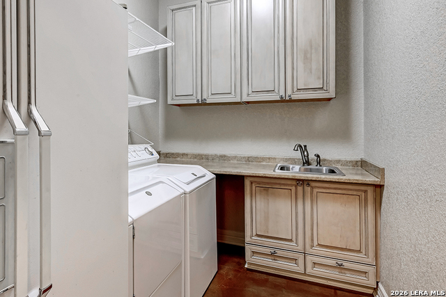 1700 Frontier Property Photo 29