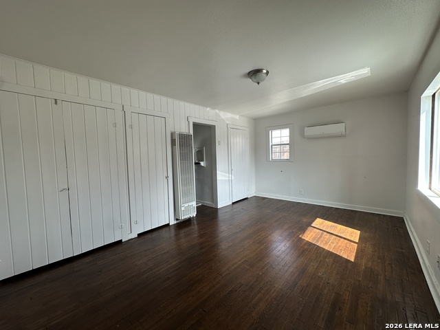 417 Eleanor Ave Property Photo 7