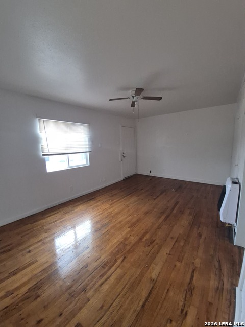 417 Eleanor Ave Property Photo 6