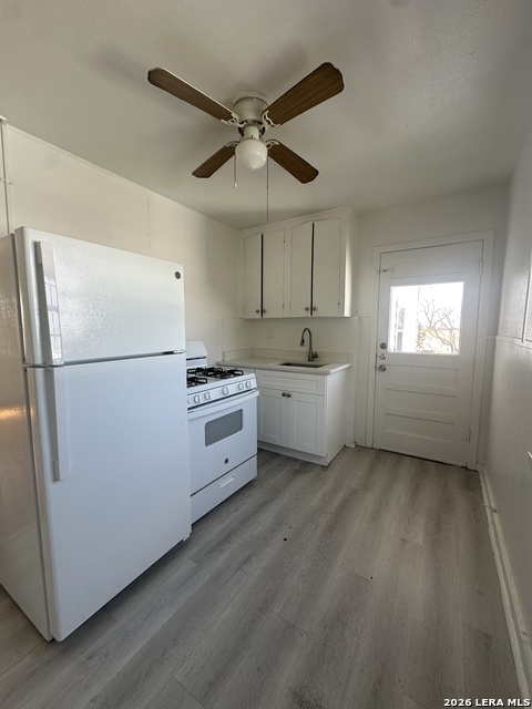 417 Eleanor Ave Property Photo 8