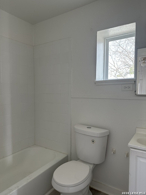 417 Eleanor Ave Property Photo 11