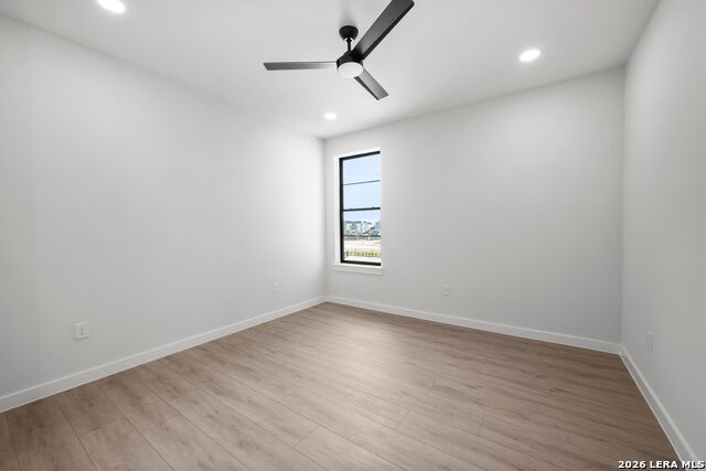 634 Central Parkway Property Photo 10